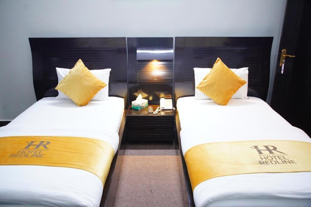 Hotel Red Line Islamabad Bagian luar foto